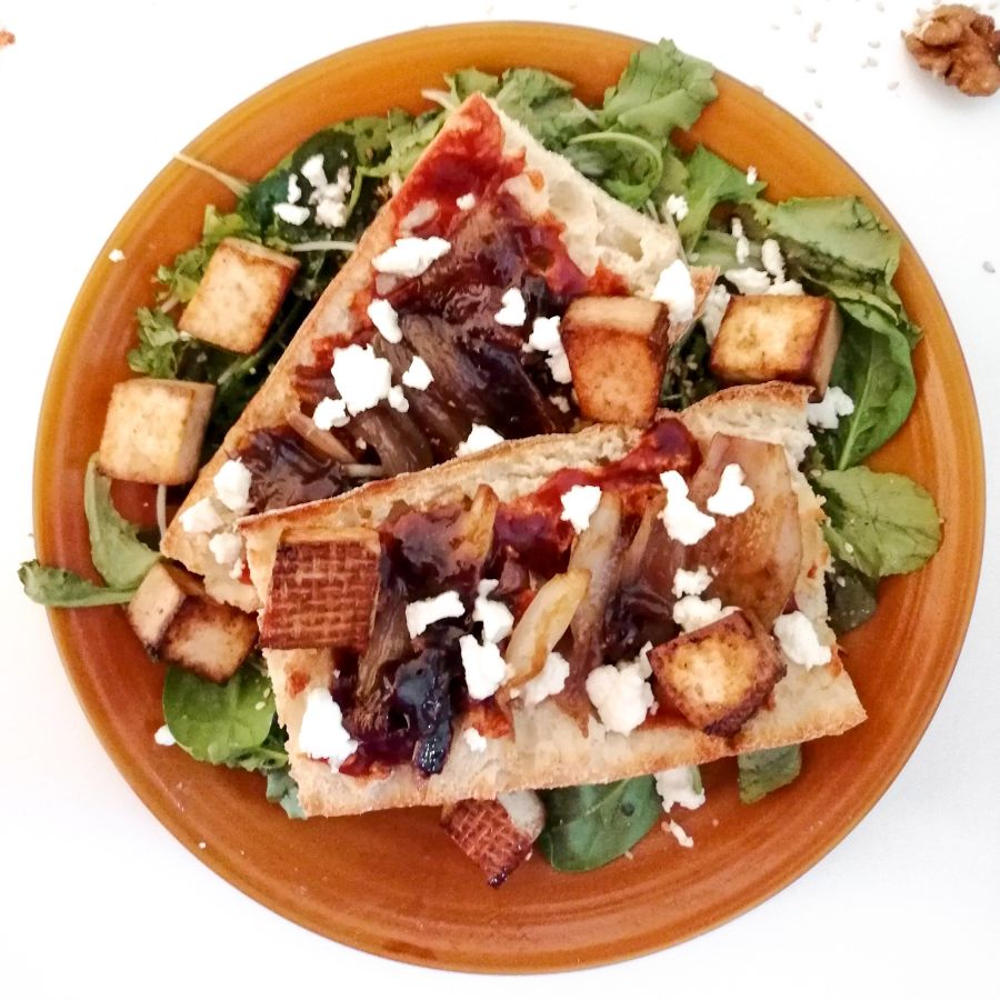 Photo Tartines aux échalotes caramélisées